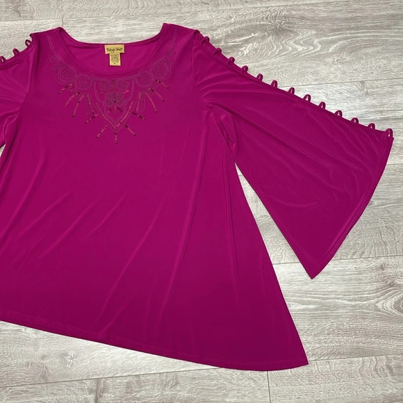 NWOT Midnight Velvet Fuchsia Sequin Embroidered Wide Bell Sleeve Blouse … - Picture 6 of 14